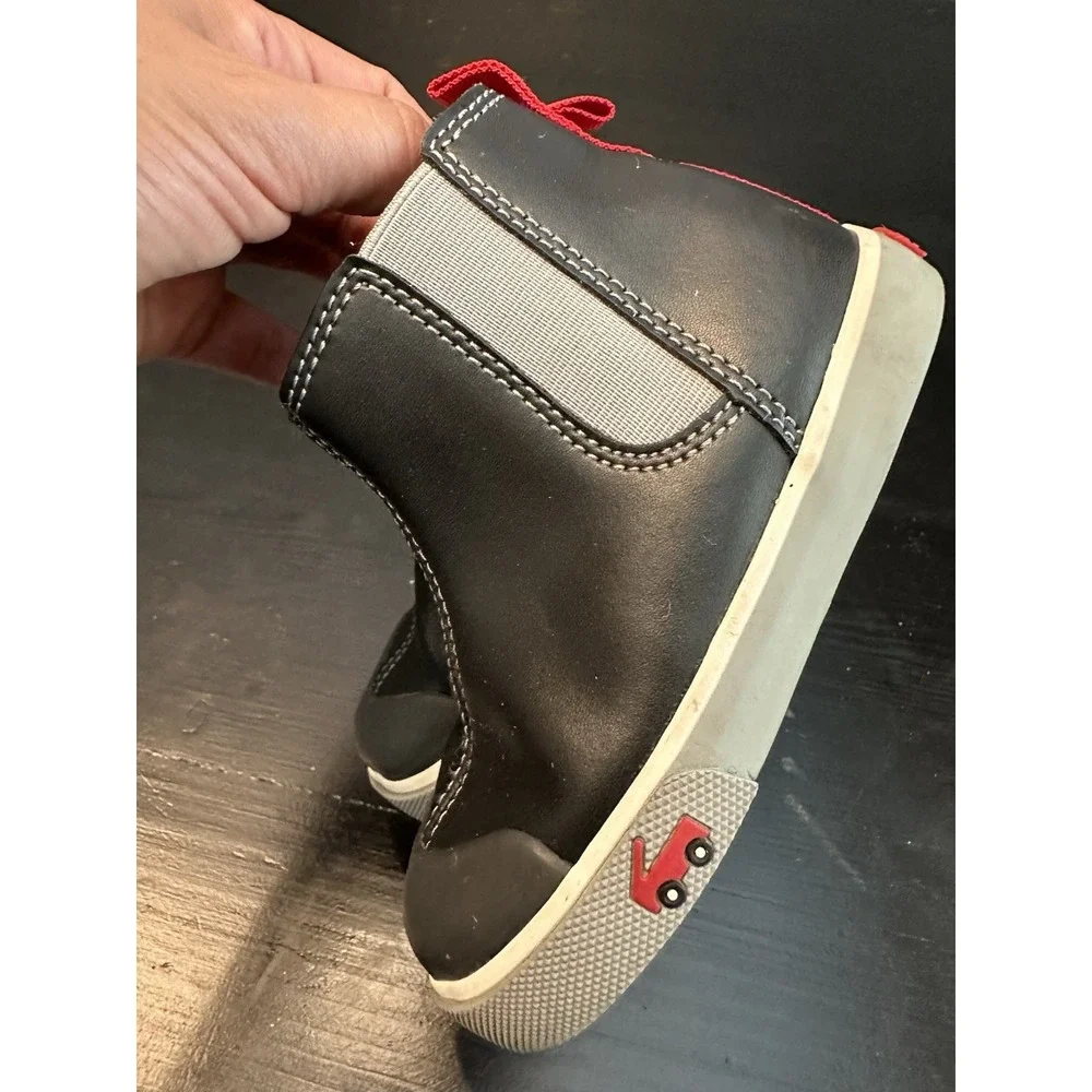 See Kai Run Boy Chelsea Boots Size 7